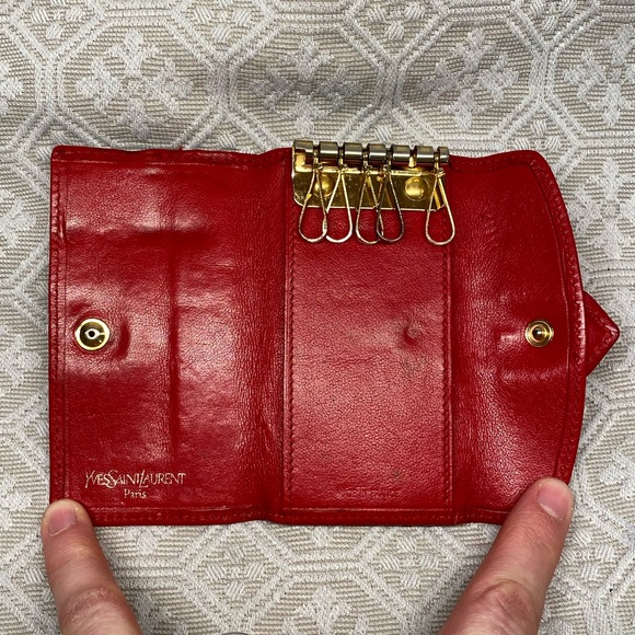 Preowned YLS Keyholder - Picture 6 of 9